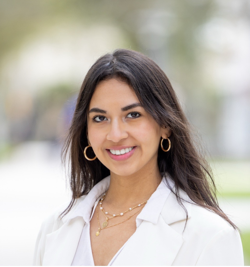 staff photo of Alma Lozano